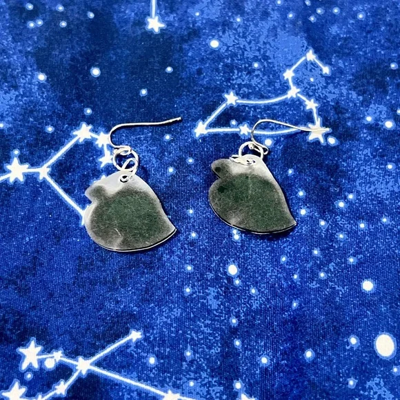 Handmade Animal Crossing New Horizons Leaf Earrings - Picture 3 of 4